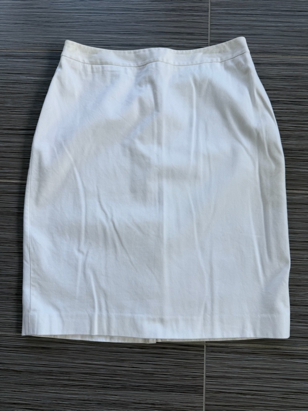 Classic White Lined 98% Cotton Pencil Skirt - Women's Professional Skirt Size 10